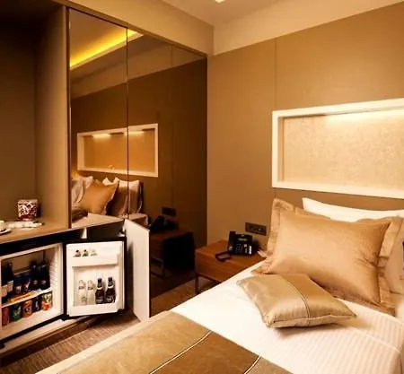 Majura Business 3*