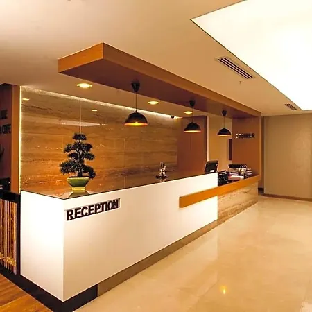 Majura Business 3* Izmir