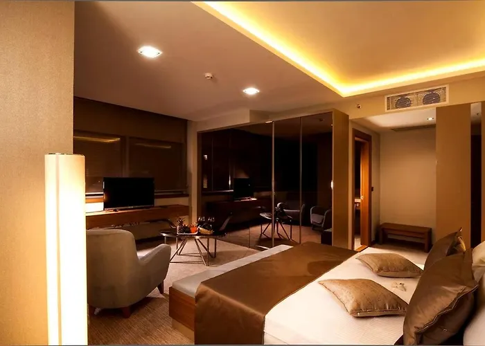 Majura Business Hotel 3*