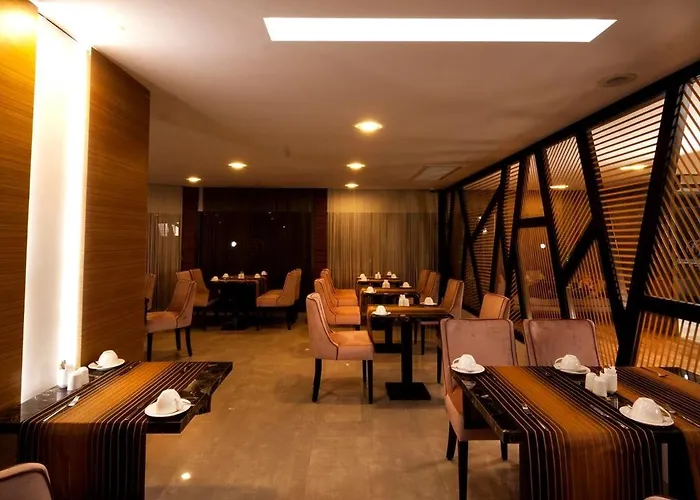 Majura Business Hotel Esmirna