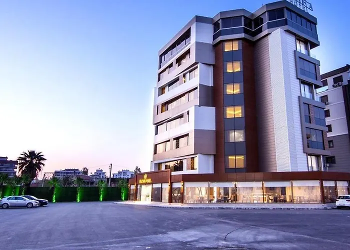 Majura Business Hotel